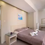 Albatros Apartment *