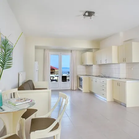 Albatros لايميناس